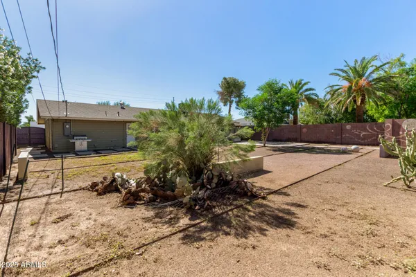 $2,400 | 6744 East Vernon Avenue, Scottsdale, AZ 85257