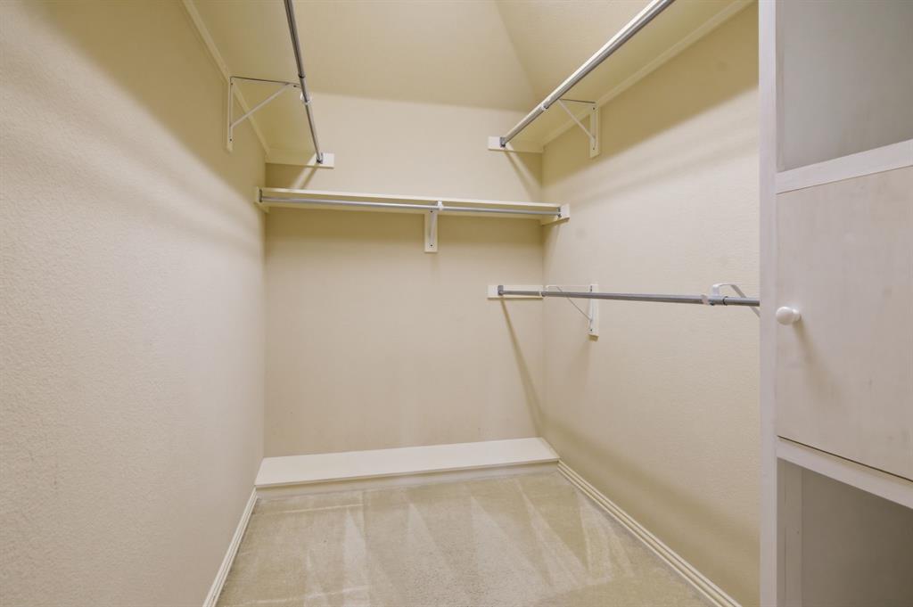 8180 Holliday Road Lantana, TX 76226 - Photo 20 of 31 primary closet