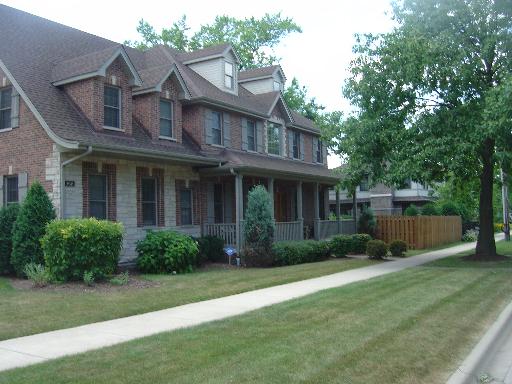 366 Utley Road Elmhurst, IL 60126 - Photo 1 of 1