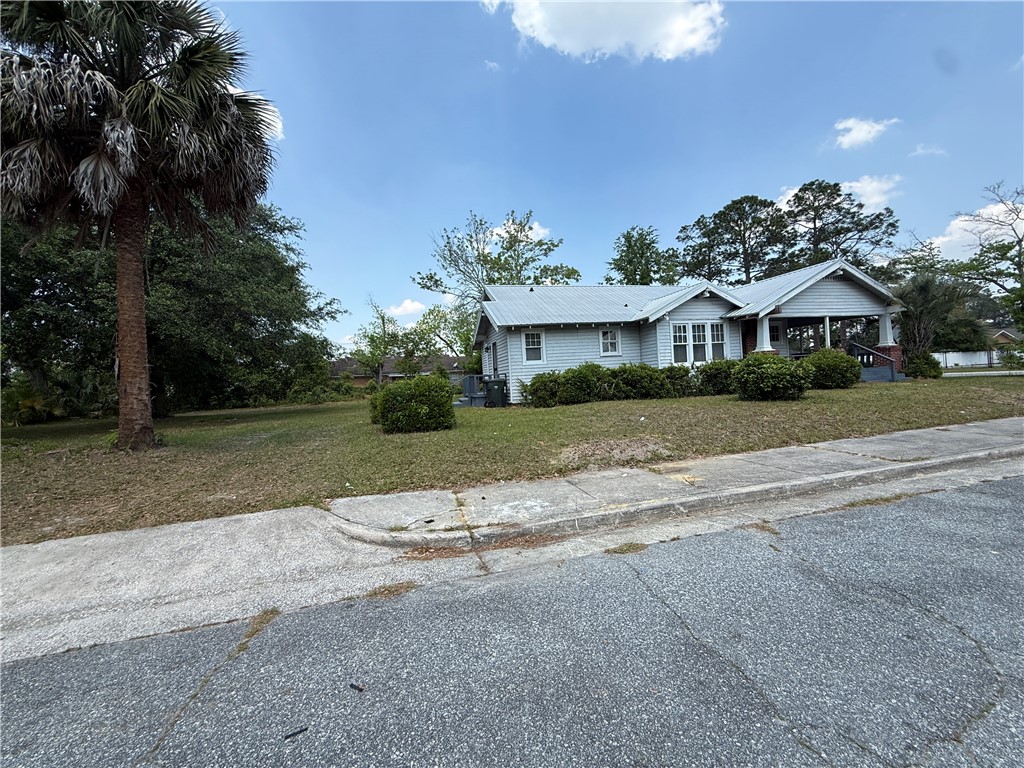 713 Quarterman Street Waycross, GA 31501 - Photo 2 of 27