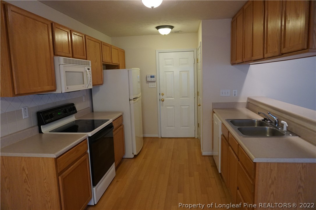 125 Quail Ridge Drive Raeford, NC 28376 - Photo 14 of 33 Gallery Image 14