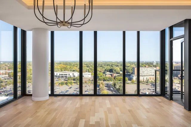 $3,472 | 3650 Hazelton Road, Unit 413, Edina, MN 55435