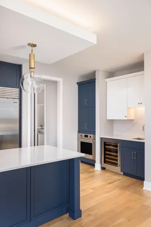 $3,472 | 3650 Hazelton Road, Unit 413, Edina, MN 55435