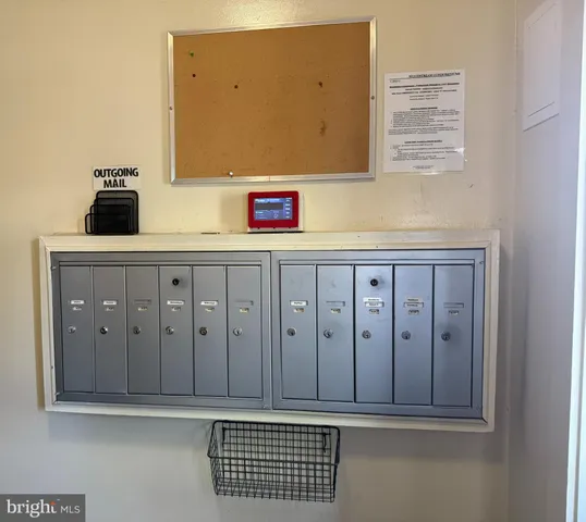 $148,999 | 816 South Avenue, Unit K1, Secane, PA 19018