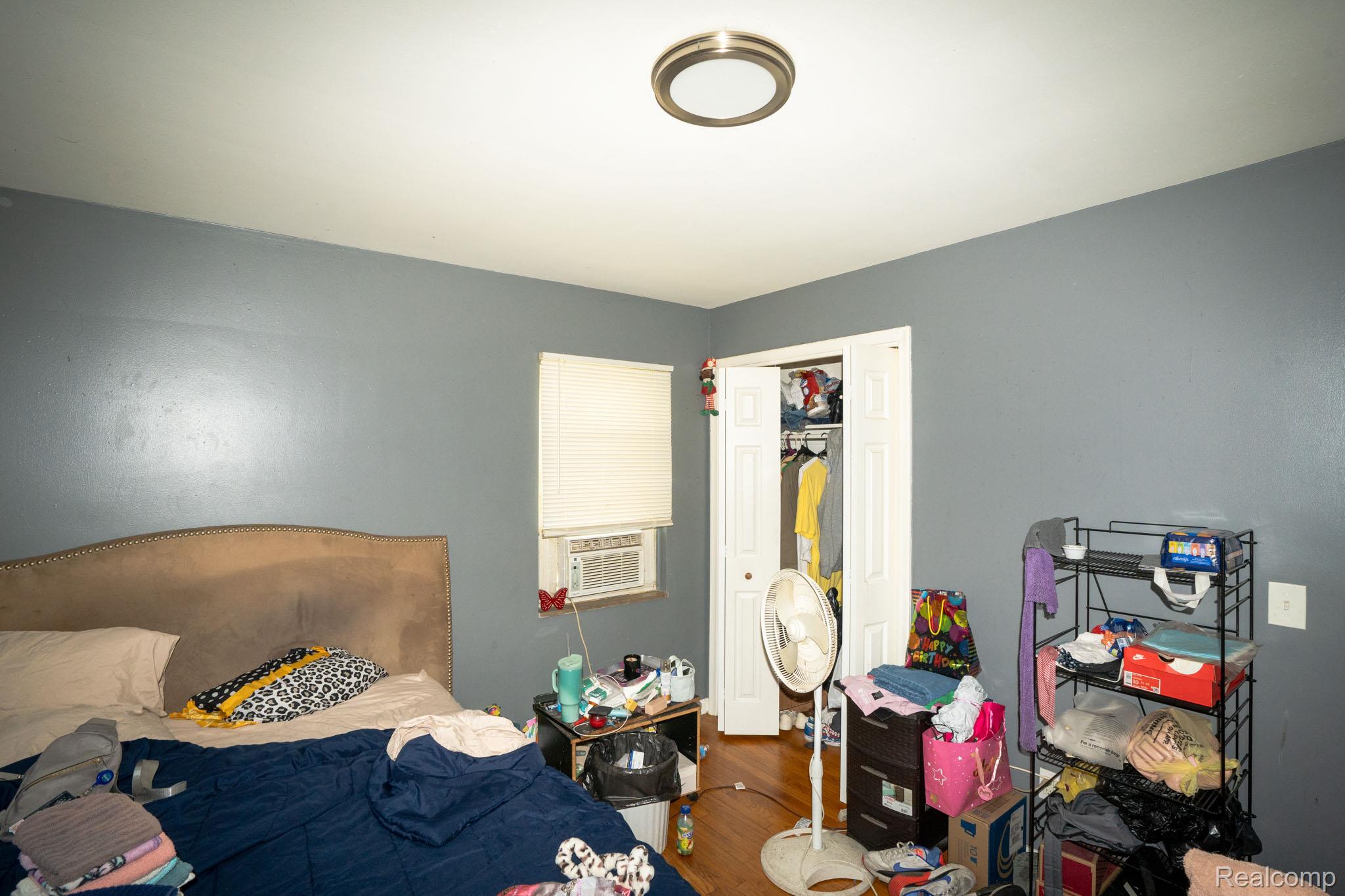 16821 East Eight Mile Road Eastpointe, MI 48021 - Photo 17 of 31 Image quality insufficient for description