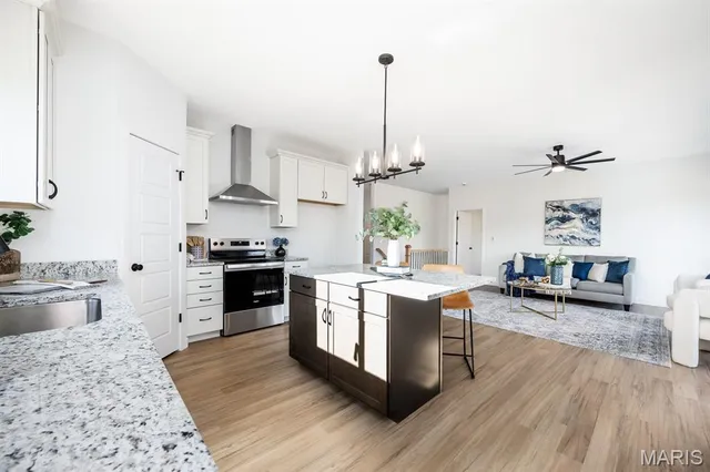 $442,816 | 199 Grand View Hills Lane, Edwardsville, IL 62025