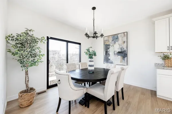 $437,816 | 199 Grand View Hills Lane, Edwardsville, IL 62025