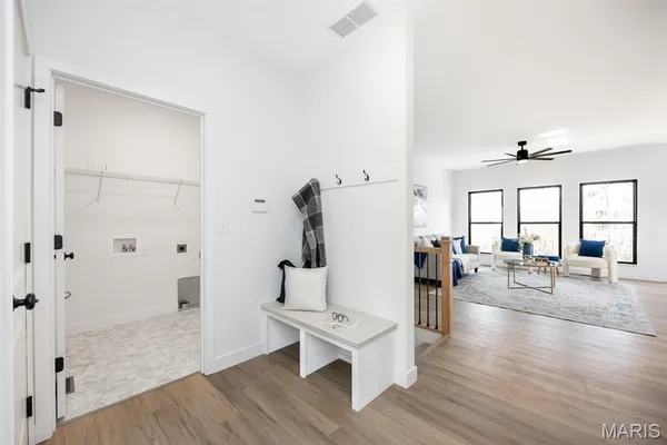 $437,816 | 199 Grand View Hills Lane, Edwardsville, IL 62025