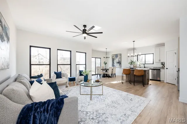 $442,816 | 199 Grand View Hills Lane, Edwardsville, IL 62025