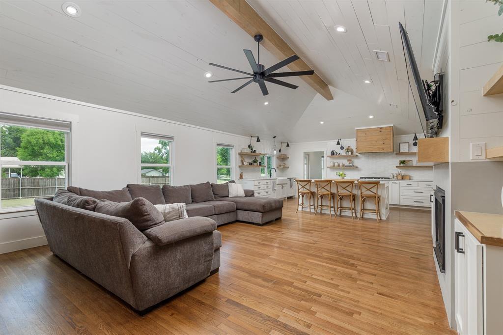 1305 North John Douglas Road Van Alstyne, TX 75495 - Photo 9 of 40