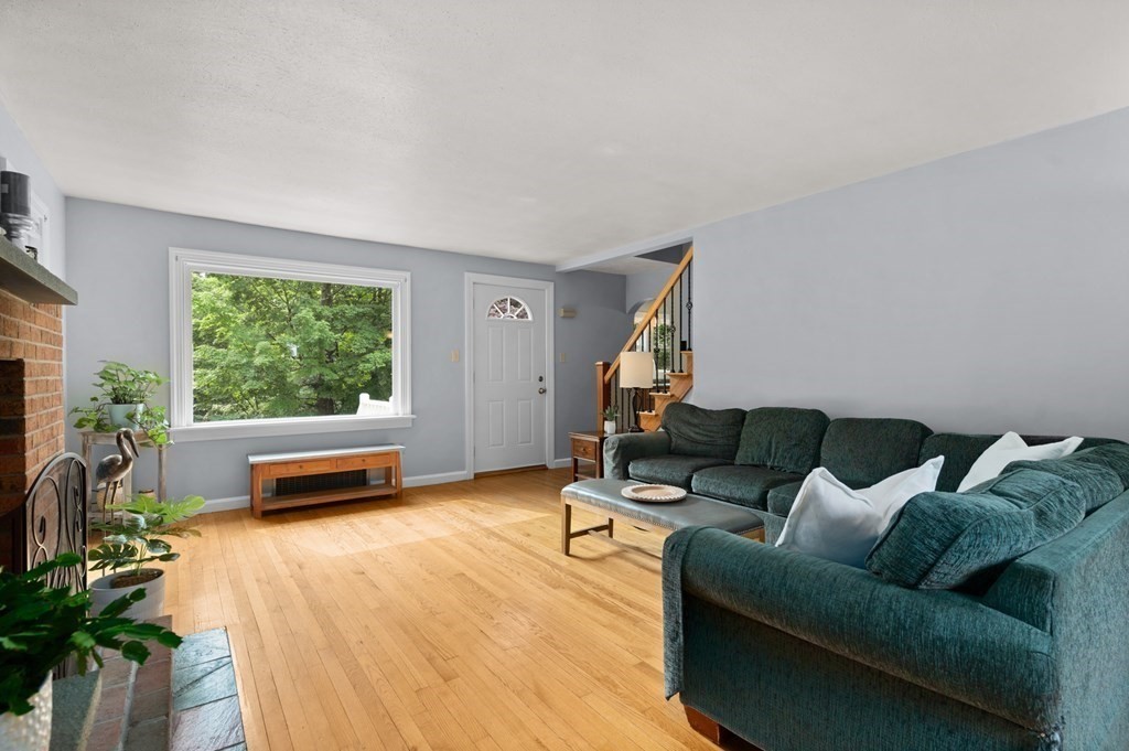 72 Laurelwood Road Sterling, MA 01564 - Photo 11 of 27 Gallery Image 11
