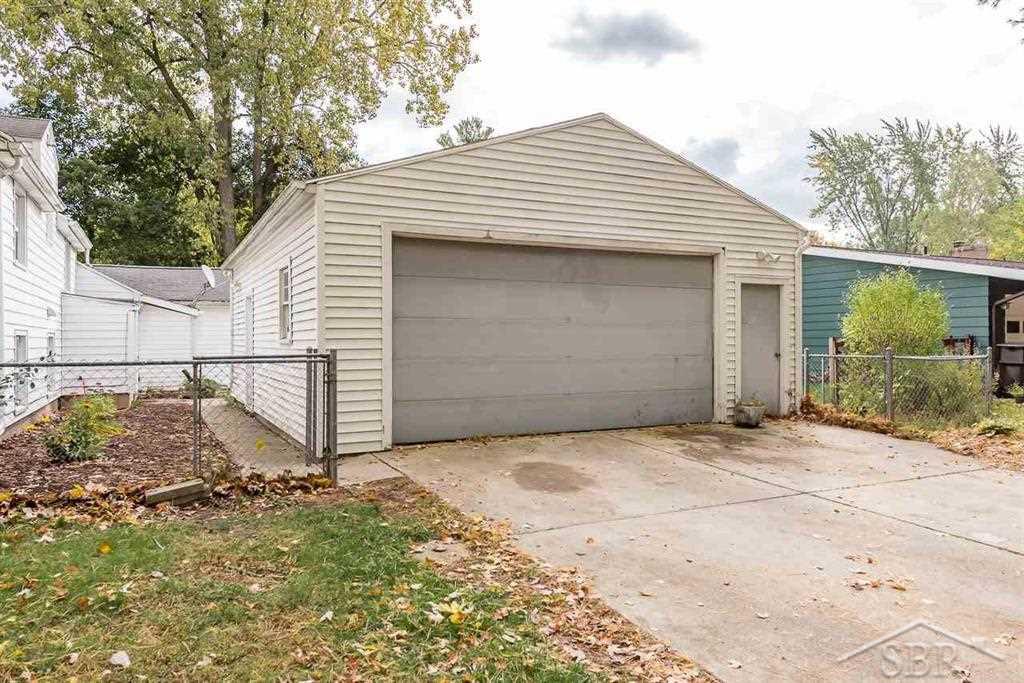 500 East Sugnet Road Midland, MI 48642 - Photo 4 of 26 31398984-3.JPG