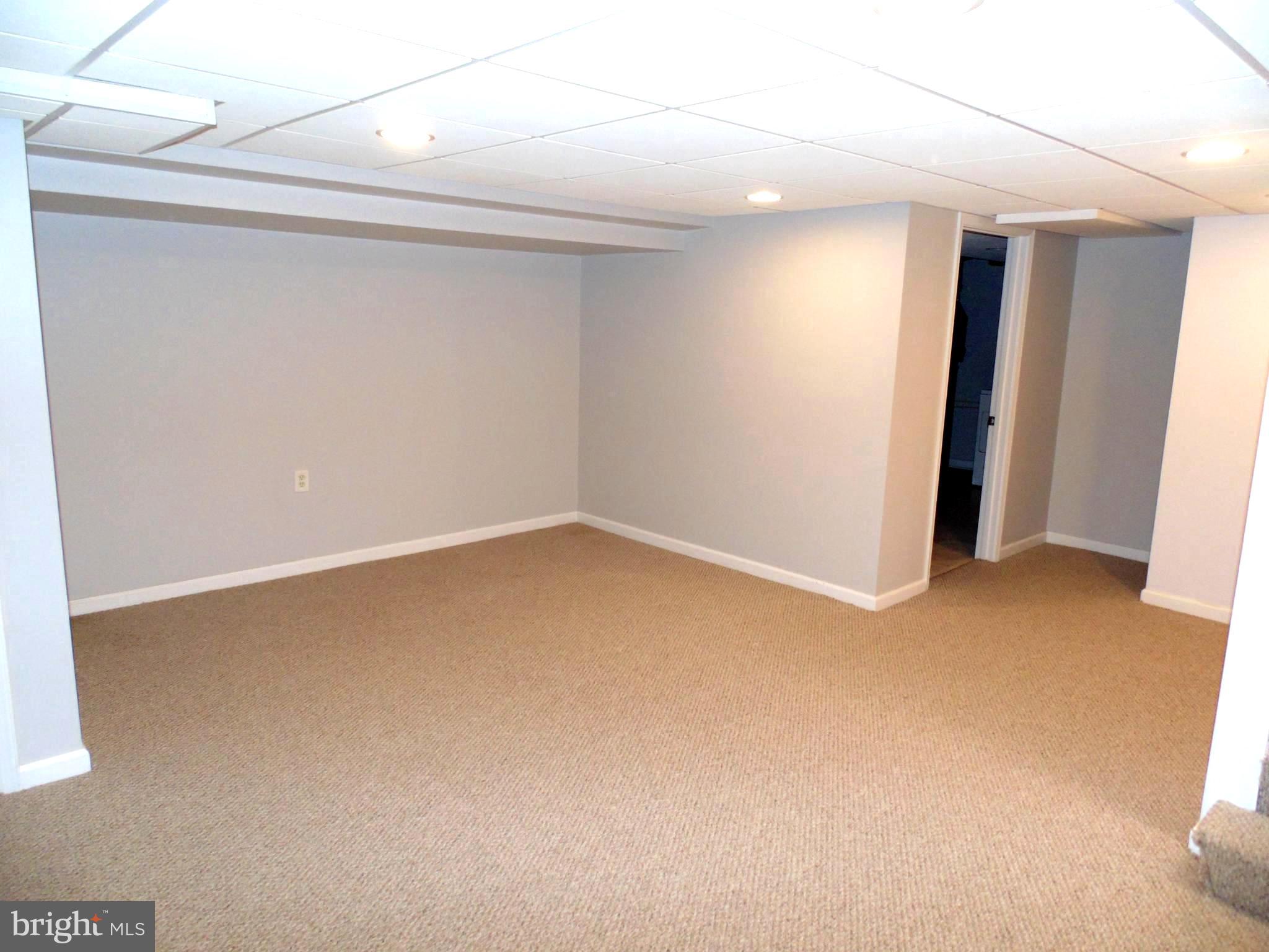 617 Middlesex Road Baltimore, MD 21221 - Photo 4 of 30 Finished Lower Level