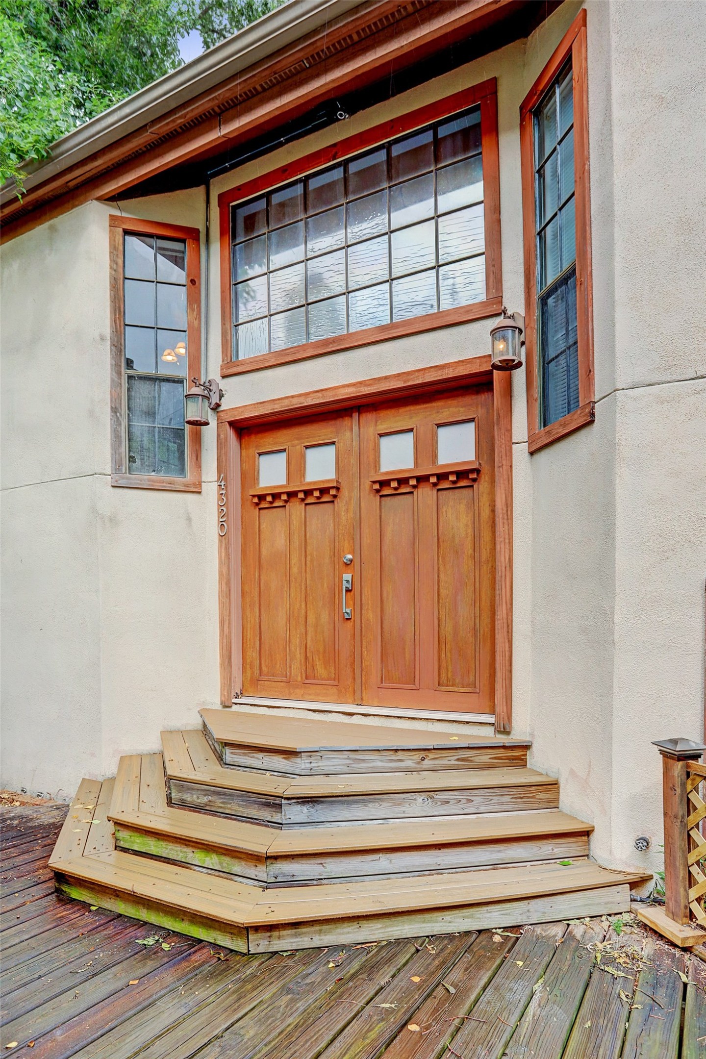 4320 Hazard Street Houston, TX 77098 - Photo 23 of 24 a view of entryway with a front door