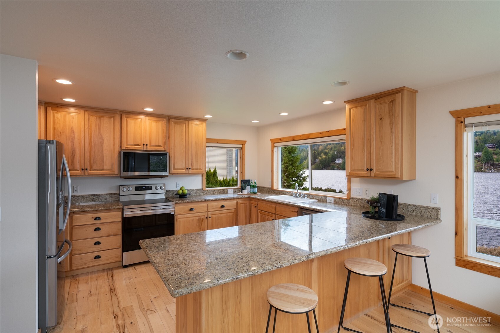 18304 North West View Road Mount Vernon, WA 98274 - Photo 12 of 40