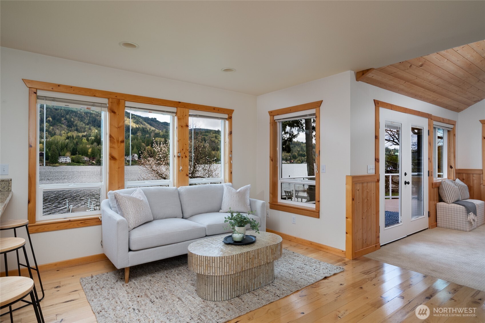 18304 North West View Road Mount Vernon, WA 98274 - Photo 15 of 40