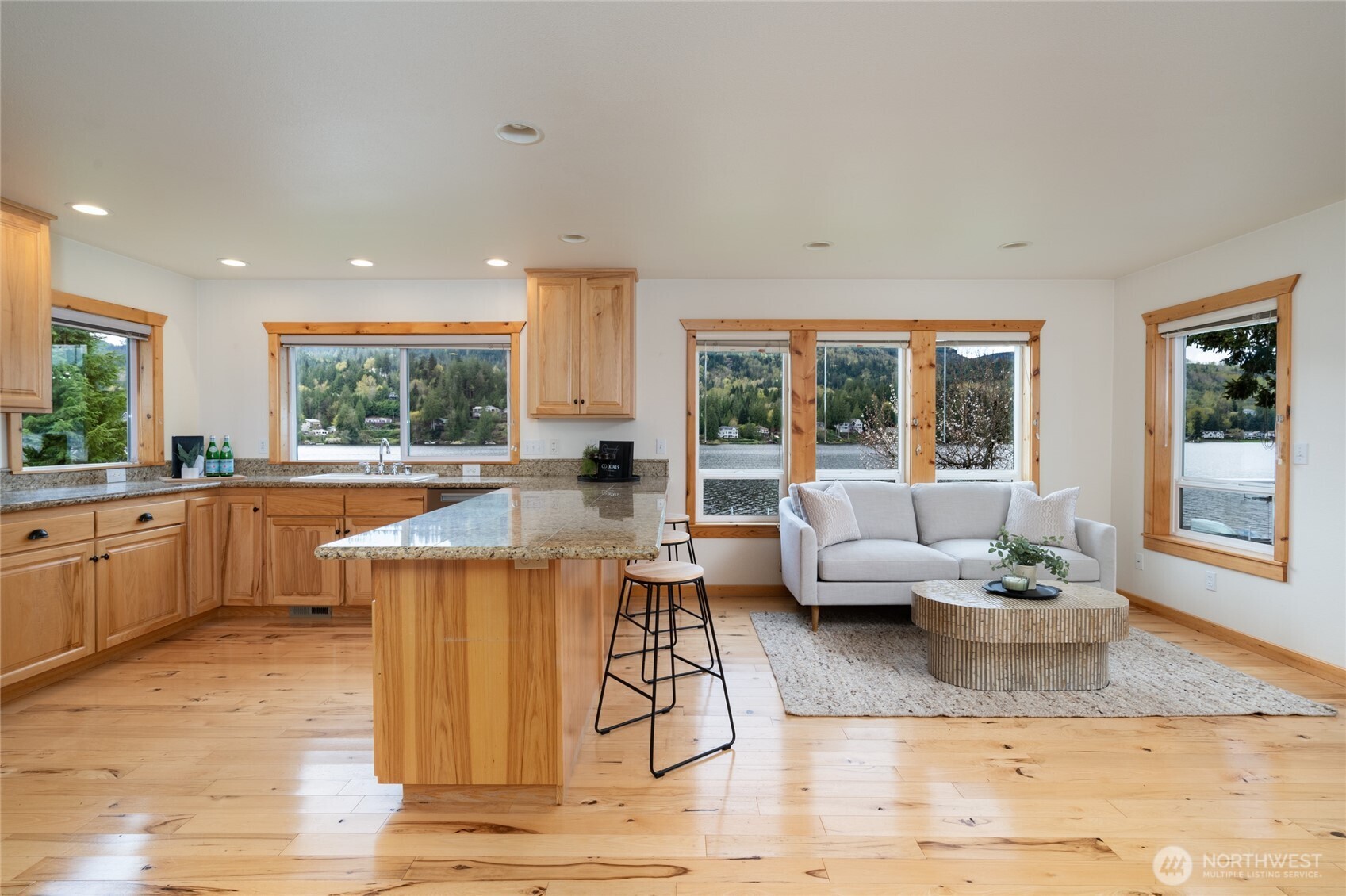 18304 North West View Road Mount Vernon, WA 98274 - Photo 16 of 40