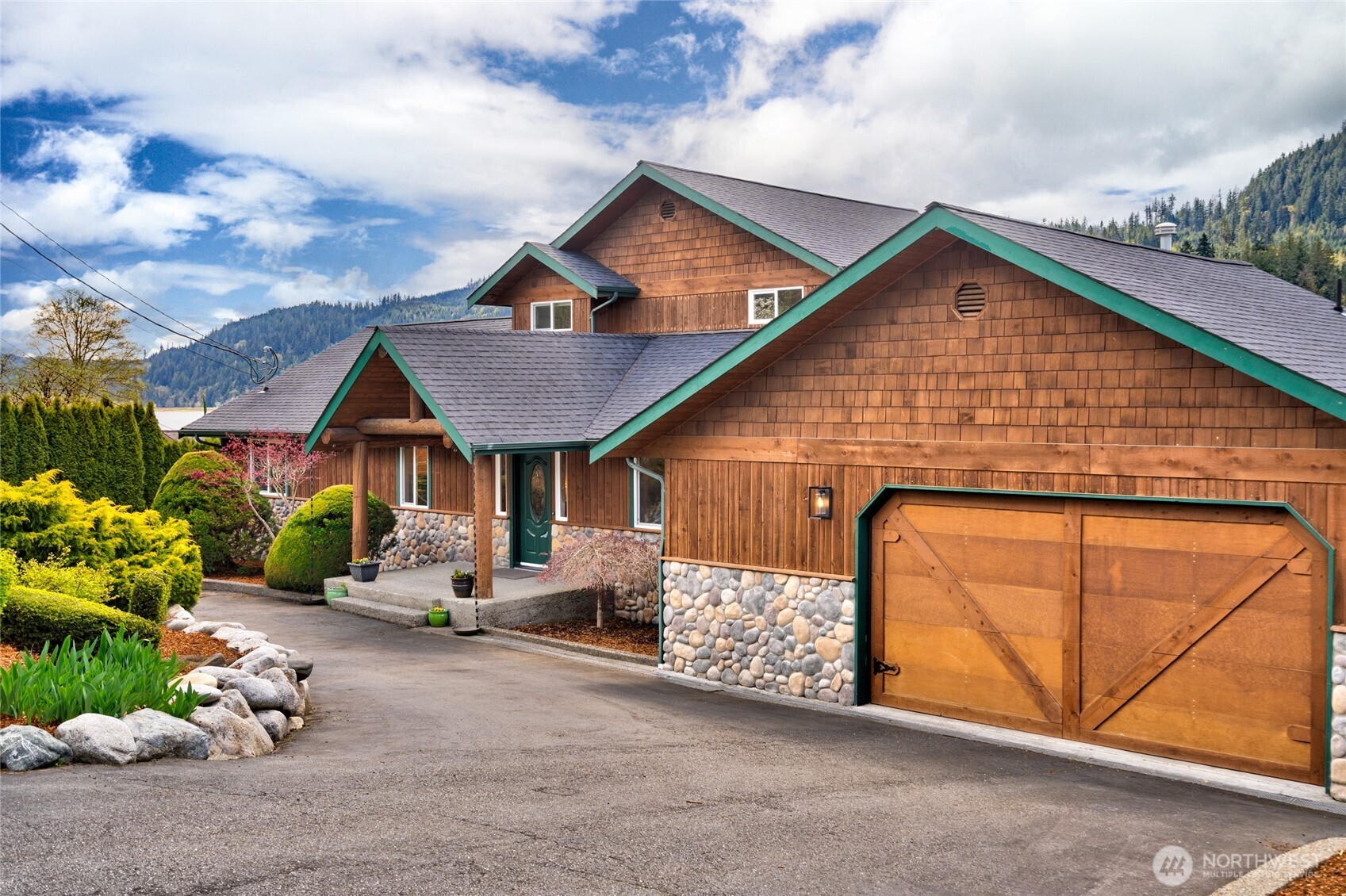 18304 North West View Road Mount Vernon, WA 98274 - Photo 2 of 40