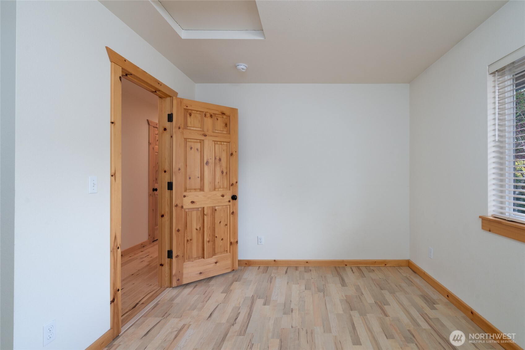 18304 North West View Road Mount Vernon, WA 98274 - Photo 26 of 40