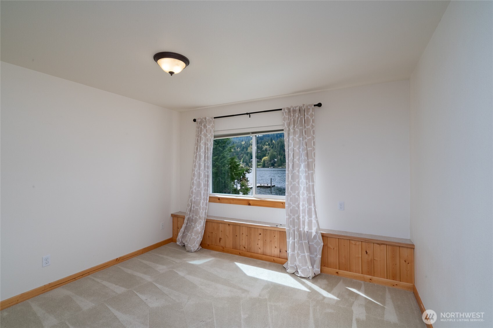 18304 North West View Road Mount Vernon, WA 98274 - Photo 33 of 40