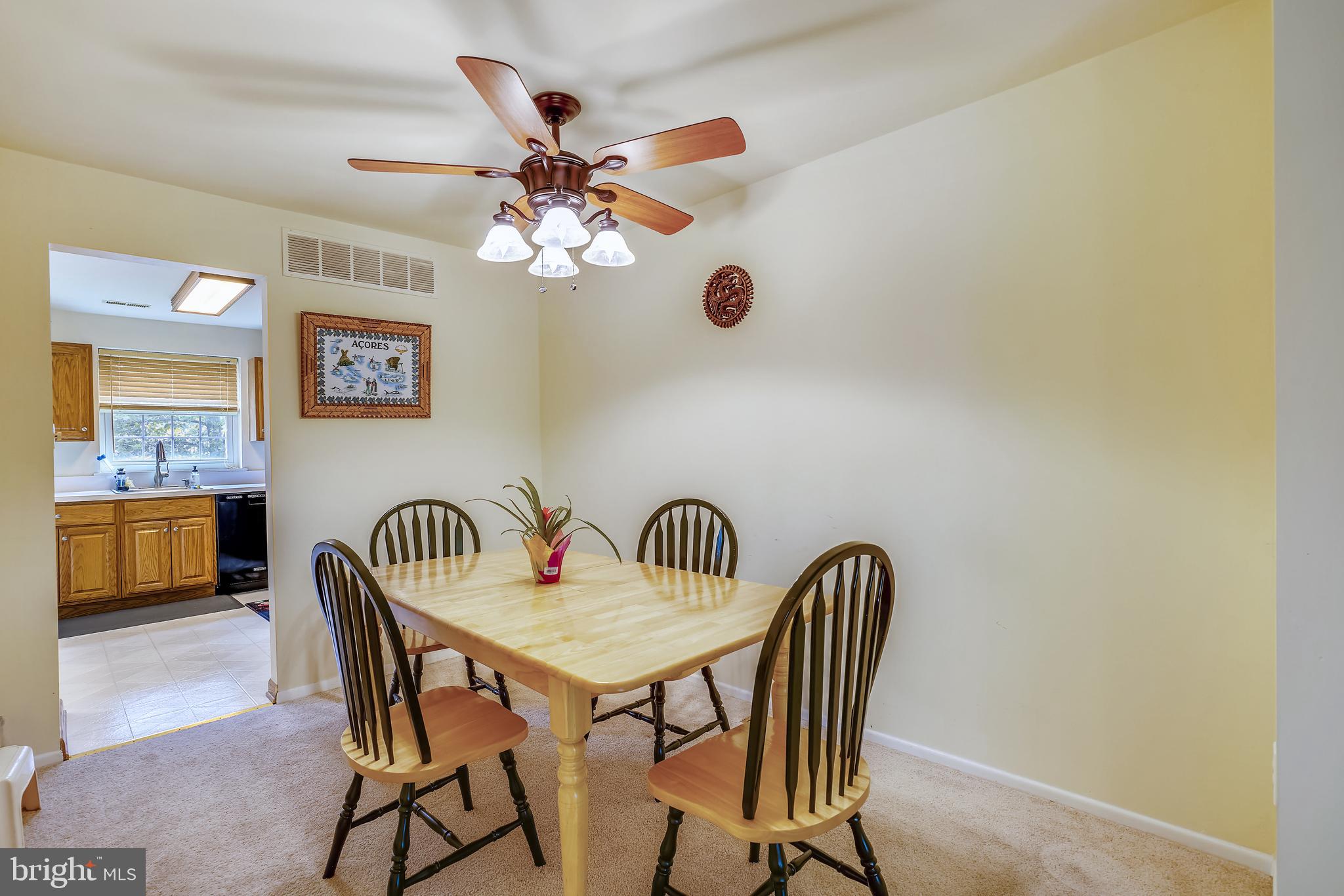 9753 Early Spring Way Columbia, MD 21046 - Photo 11 of 29 Dining Room