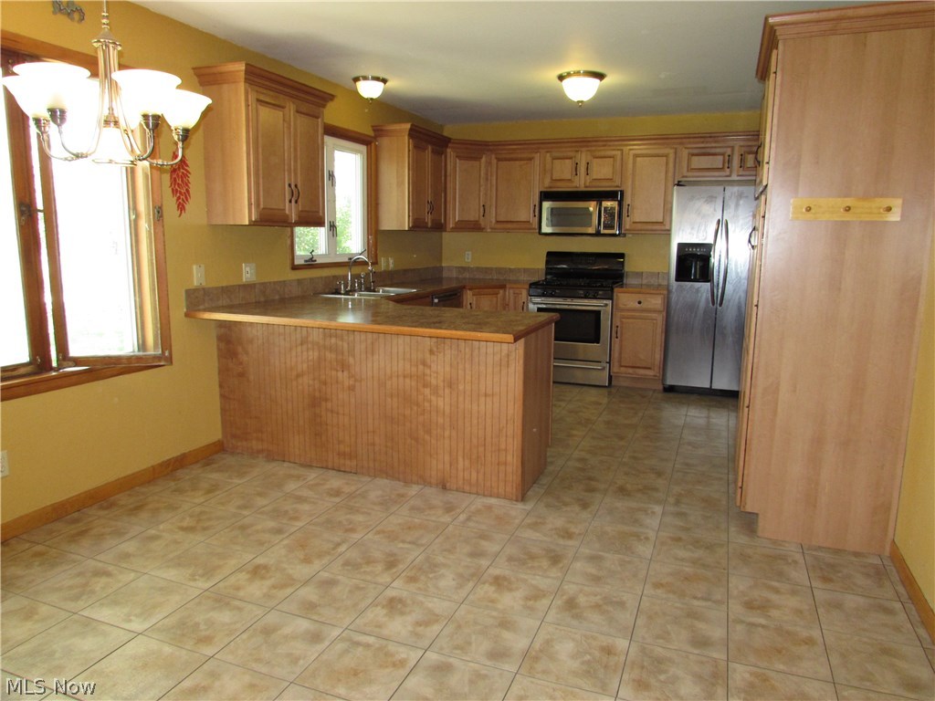666 East Warner Road Akron, OH 44319 - Photo 7 of 15 Gallery Image 7