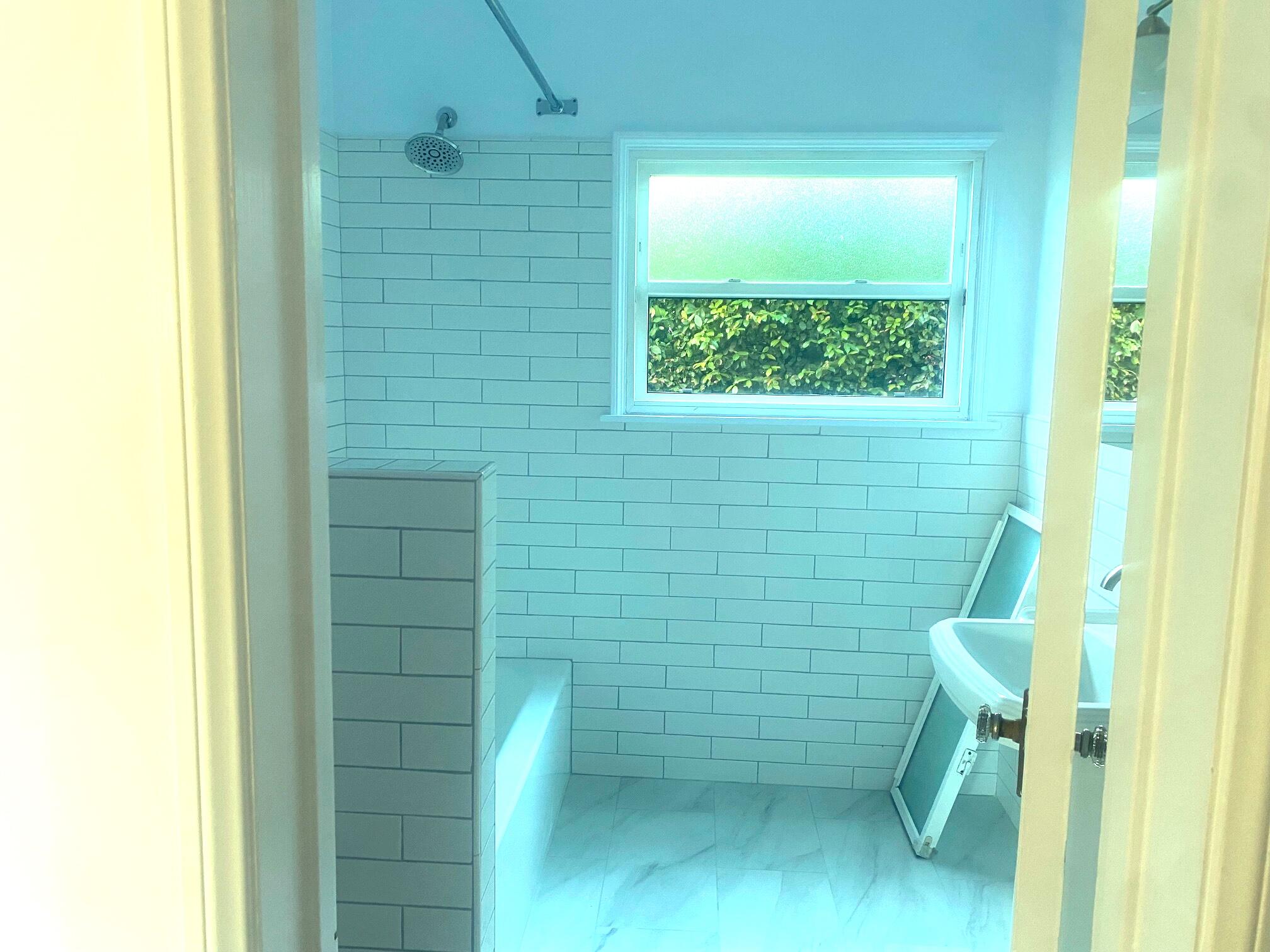 324 Arden Road Santa Barbara, CA 93105 - Photo 14 of 17 a bathroom with a toilet and a shower