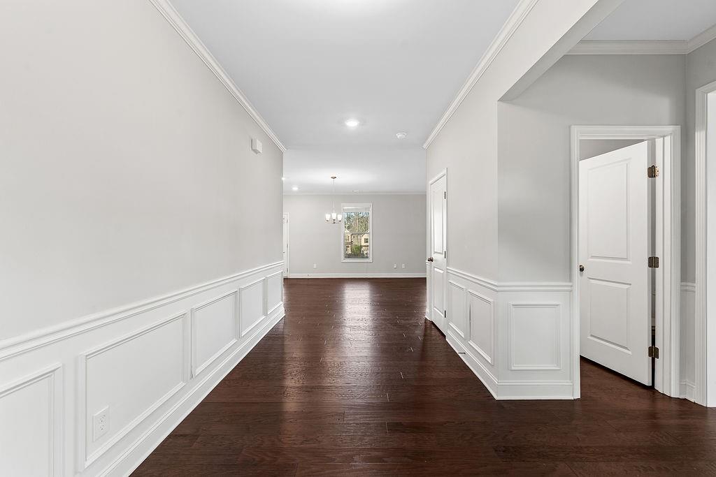 3434 IVY FARM Path Buford, GA 30519 - Photo 4 of 60
