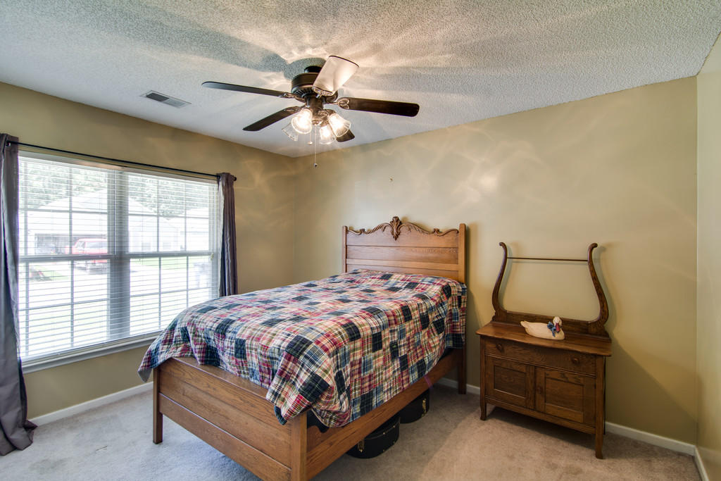 123 Avalon Road Summerville, SC 29483 - Photo 13 of 17 cs1705033-1003