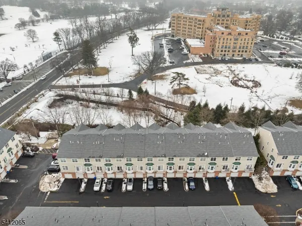 a view of building with outdoor space