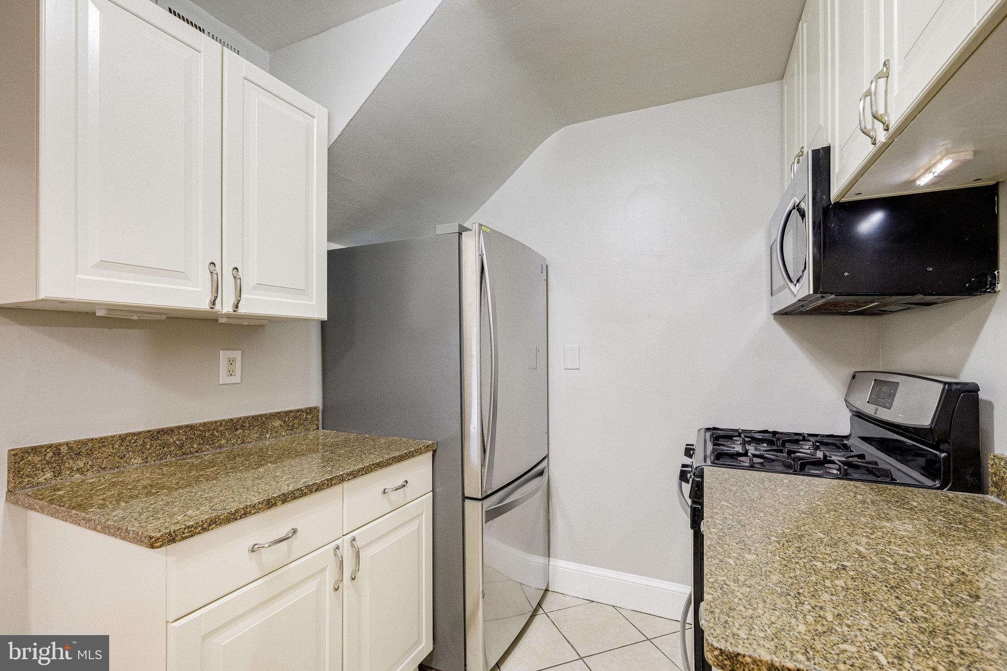 2704 Farm Road Alexandria, VA 22302 - Photo 14 of 47