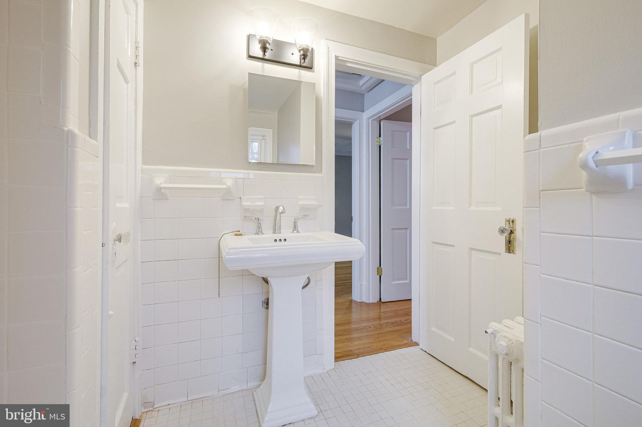 2704 Farm Road Alexandria, VA 22302 - Photo 17 of 47