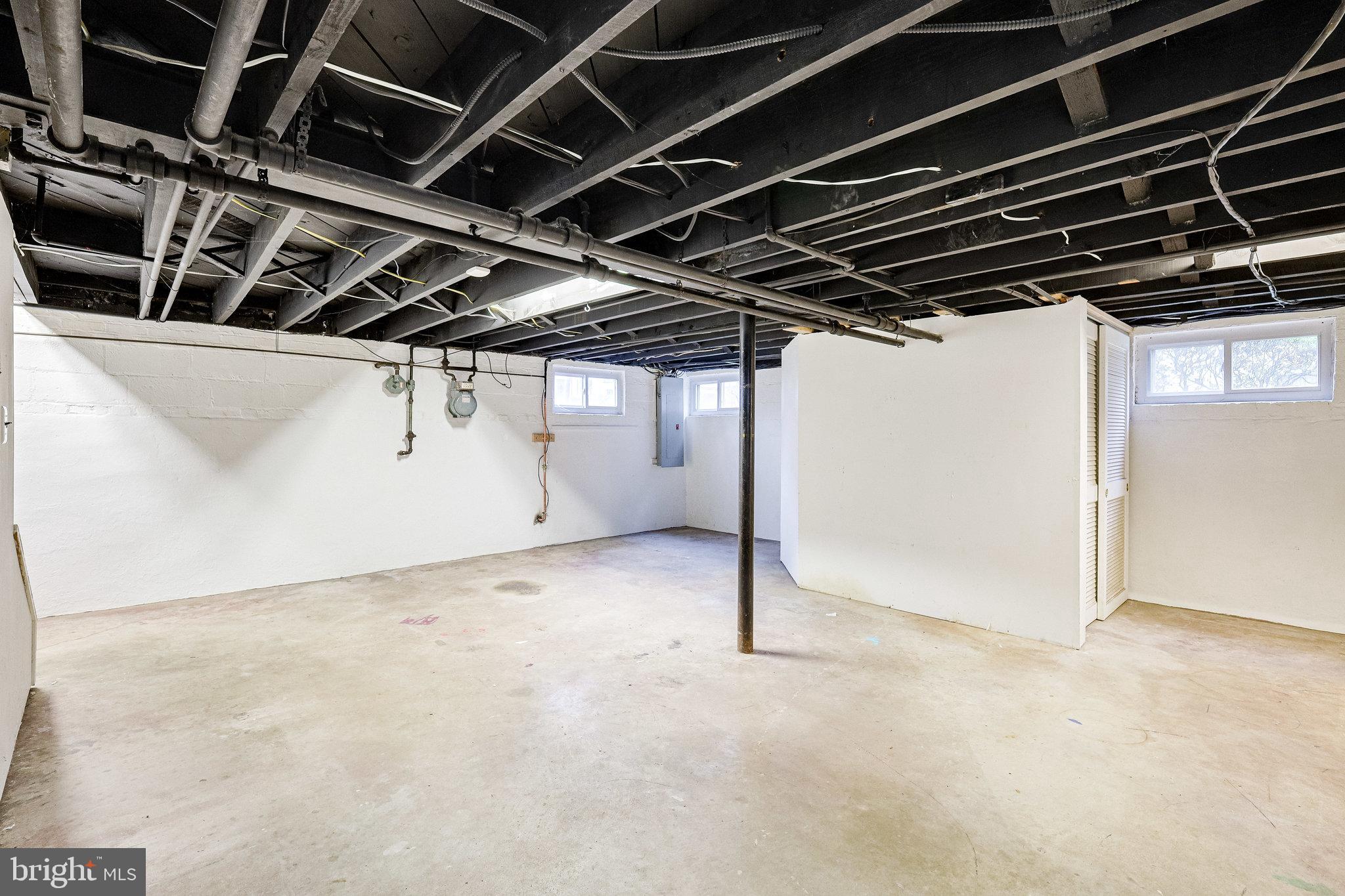 2704 Farm Road Alexandria, VA 22302 - Photo 31 of 47