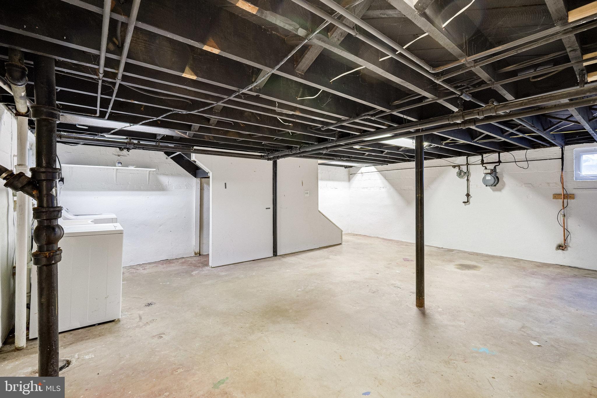 2704 Farm Road Alexandria, VA 22302 - Photo 35 of 47