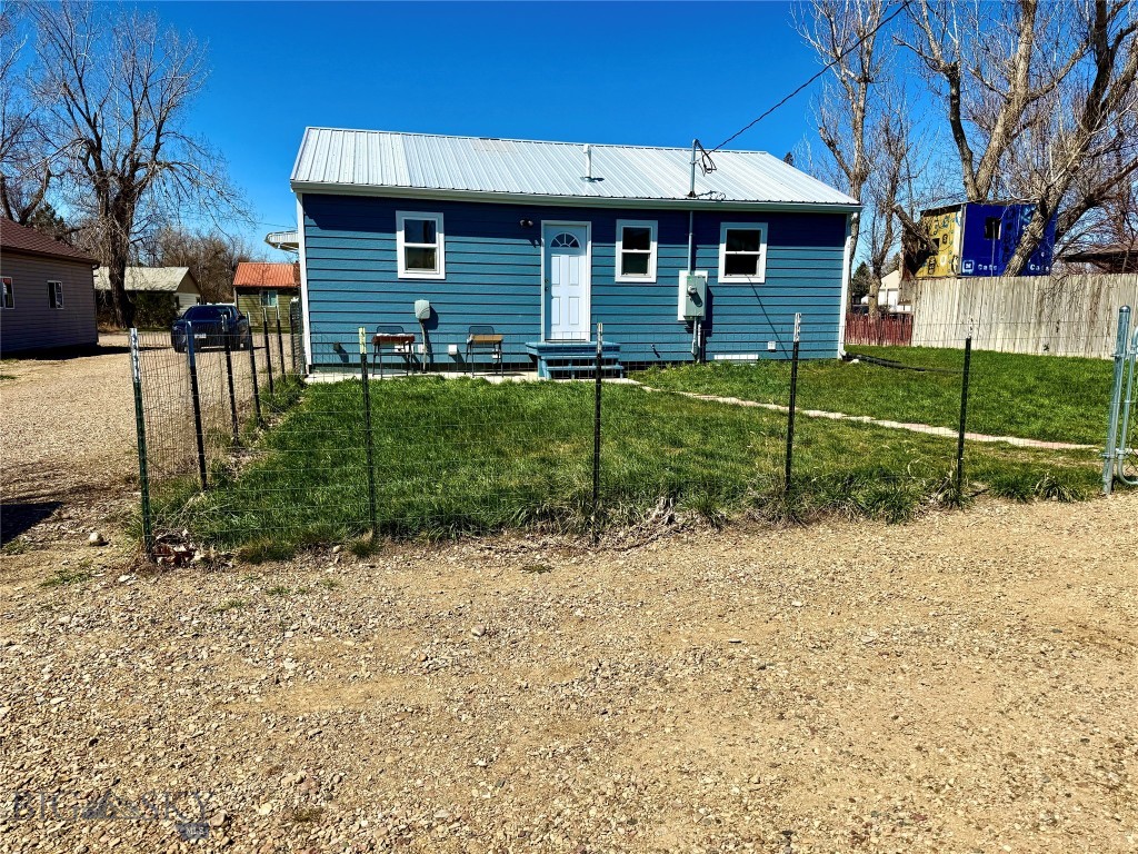 225 1st Street Northwest Rudyard, MT 59540 - Photo 4 of 35 Gallery Image 4