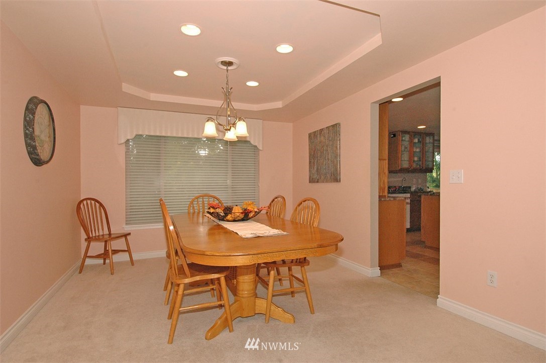 4217 Northeast 7th Street Renton, WA 98059 - Photo 9 of 24