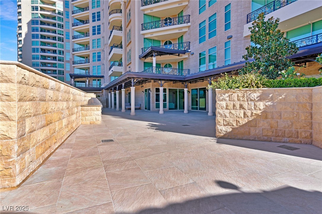 9103 Alta Drive, Unit 102 Las Vegas, NV 89145 - Photo 28 of 44 Private