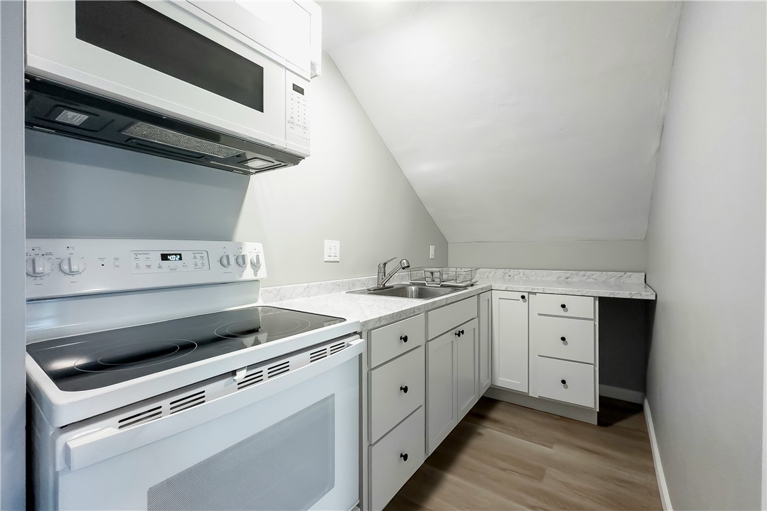 32 Gooding Street Pawtucket, RI 02860 - Photo 23 of 31