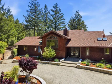 $2,198,000 | 25991 Mar Vista Court, Los Gatos, CA 95033
