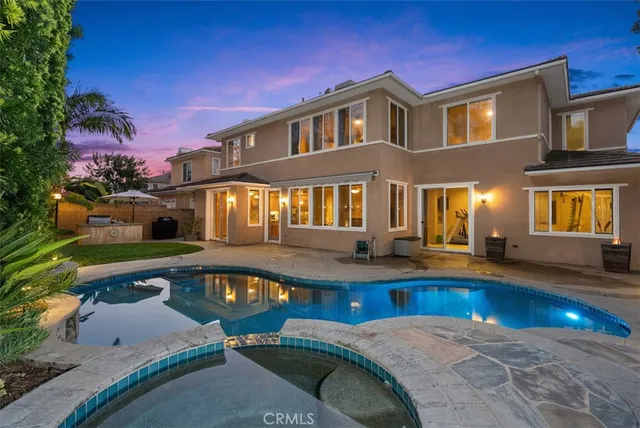$1,999,999 | 22846 Hunter Creek, Mission Viejo, CA 92692