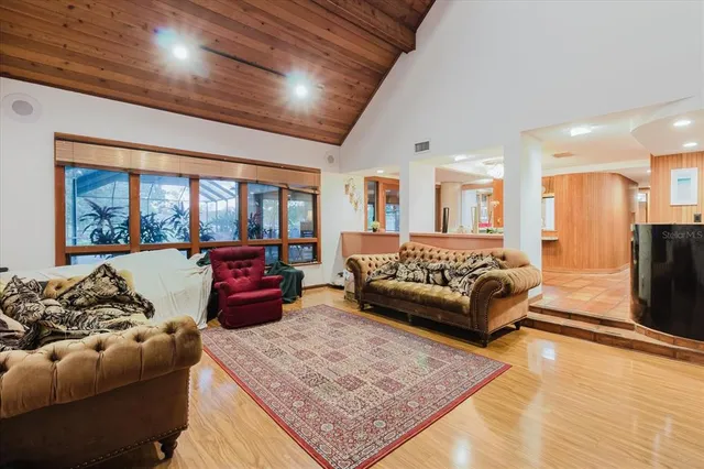 $1,175,000 | 4404 Old Orchard Drive, Tampa, FL 33618