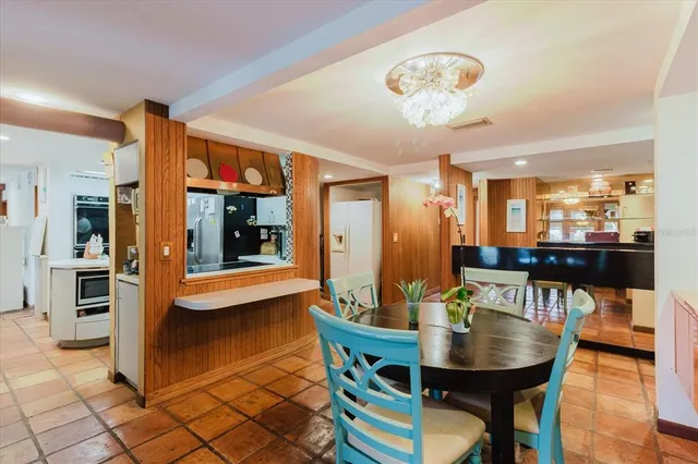 $1,175,000 | 4404 Old Orchard Drive, Tampa, FL 33618