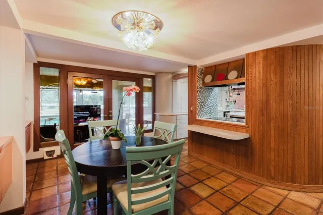 $1,175,000 | 4404 Old Orchard Drive, Tampa, FL 33618