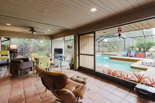 $1,175,000 | 4404 Old Orchard Drive, Tampa, FL 33618