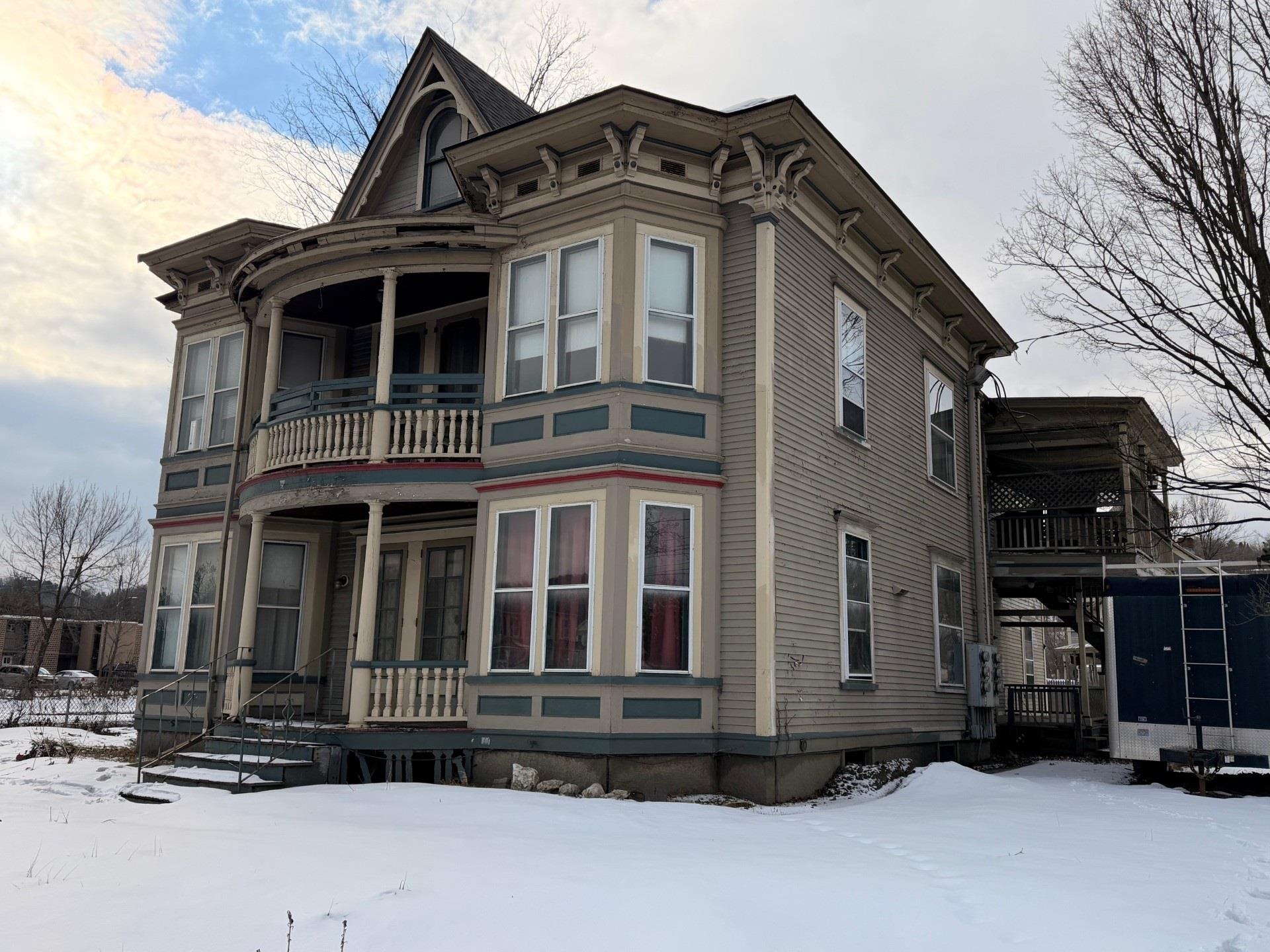 372 North Main Street Barre, VT 05641 - Photo 1 of 25