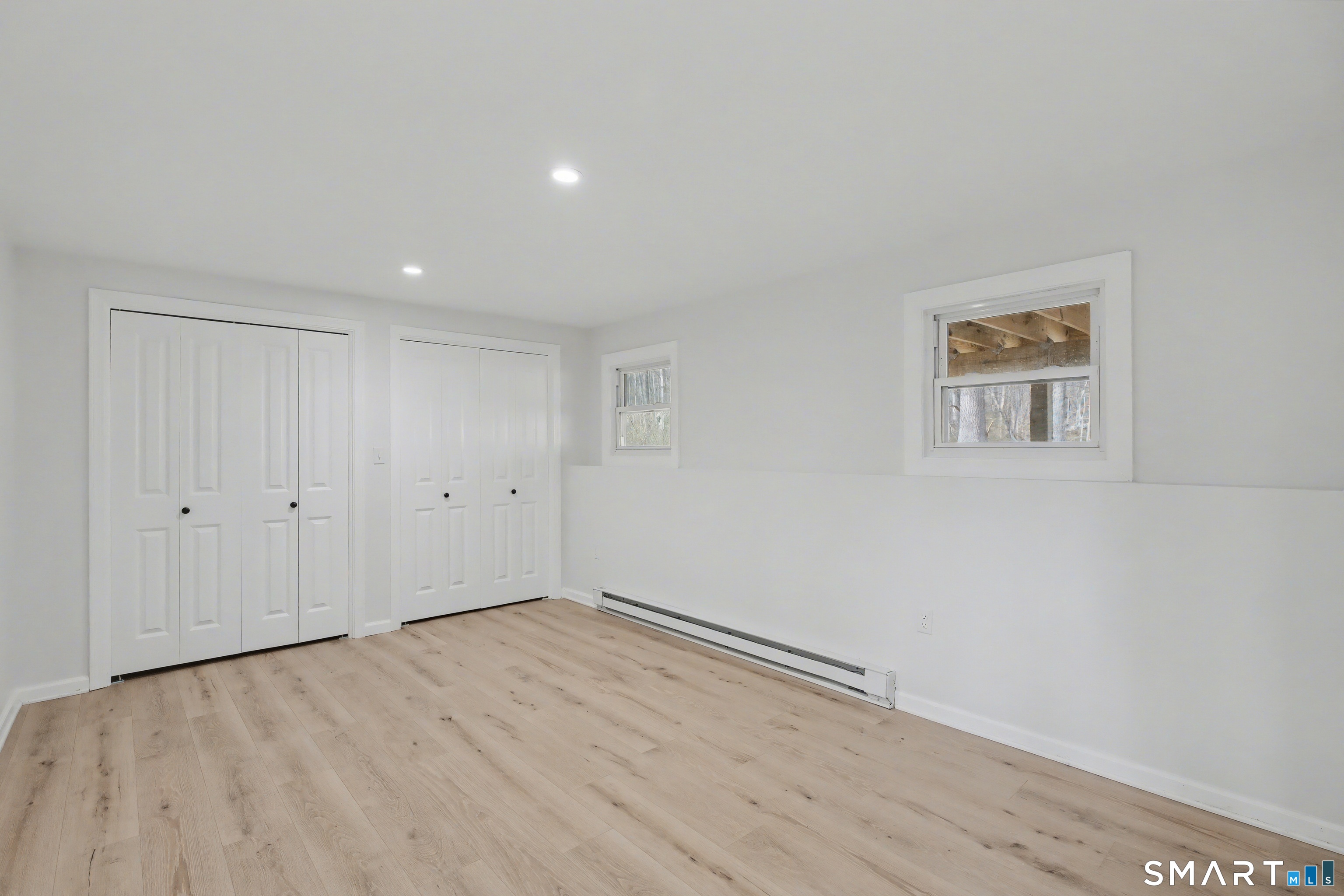12 Rustic Lane Madison, CT 06443 - Photo 20 of 29 First floor bedroom