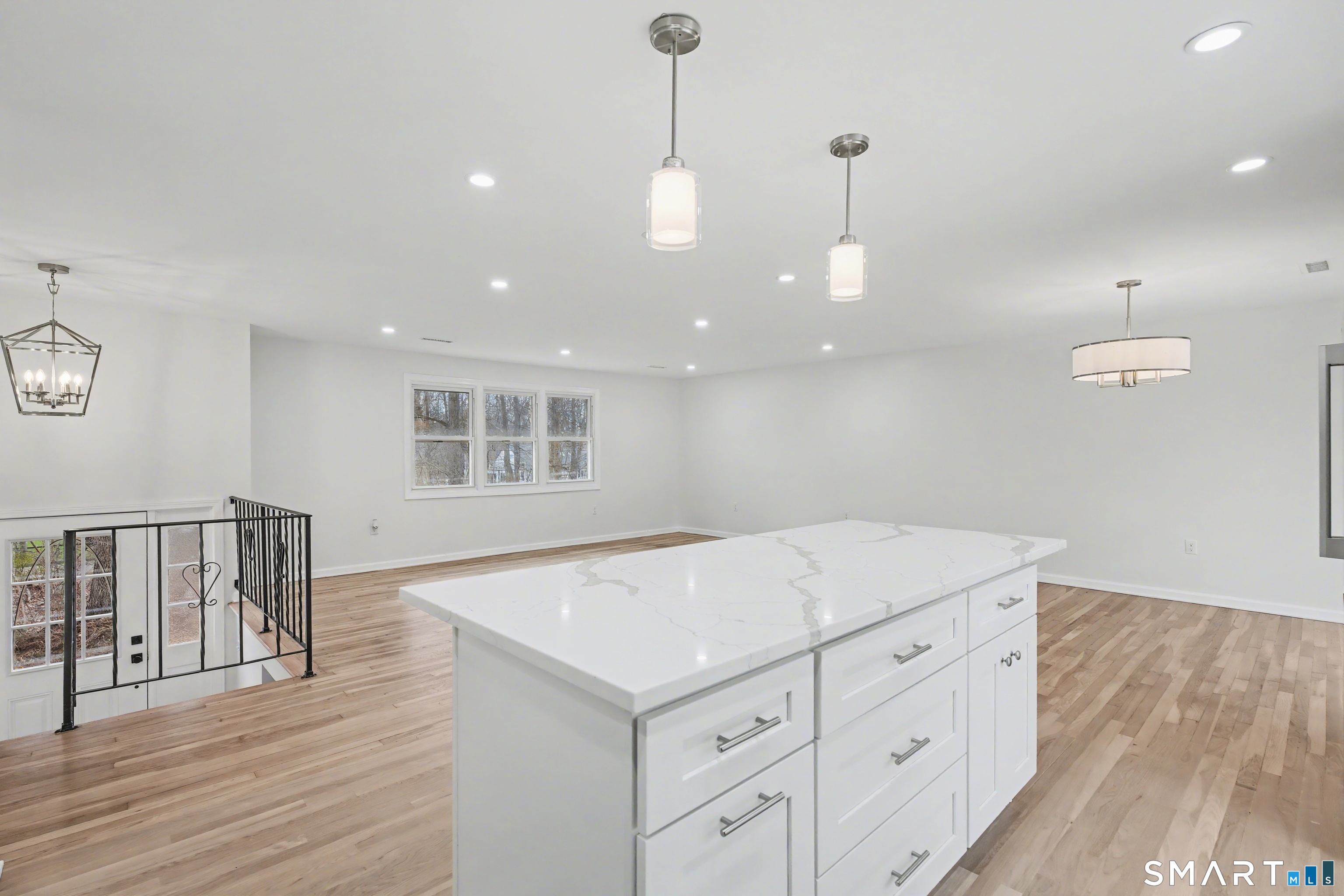 12 Rustic Lane Madison, CT 06443 - Photo 7 of 29