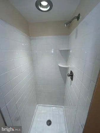 $2,225 | 2919 South Woodstock Street, Unit 6, Arlington, VA 22206