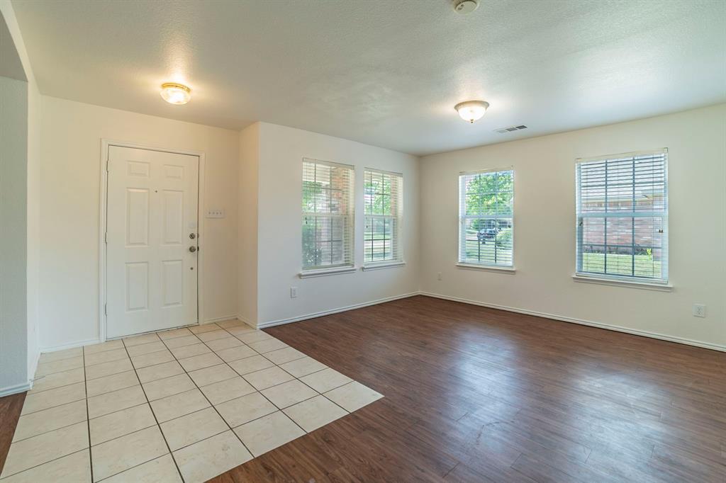 317 Quail Run Road Red Oak, TX 75154 - Photo 16 of 34