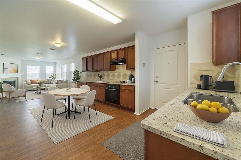 317 Quail Run Road Red Oak, TX 75154 - Photo 5 of 34